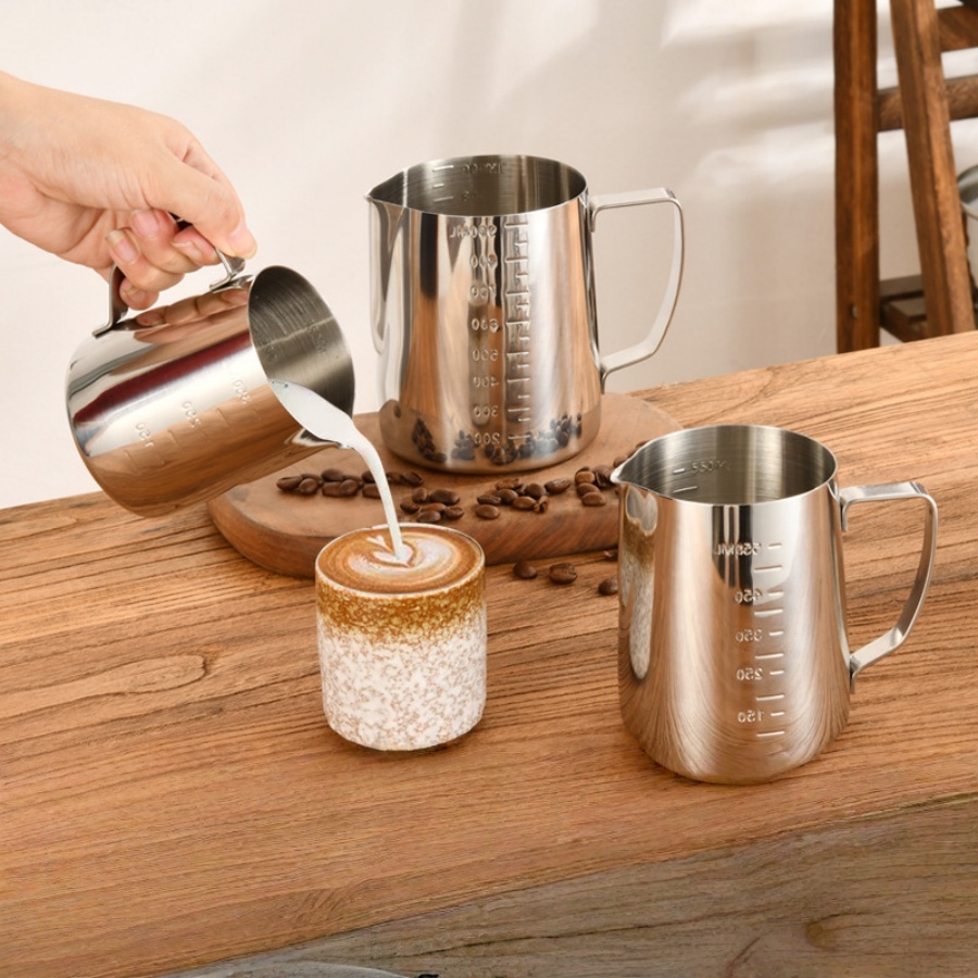 Barista Milk Jug - Milchaufschäumkrug aus Edelstahl für Espresso, Milchaufschäumer-Becher,