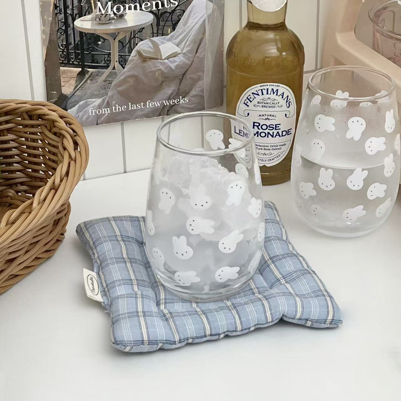 Niedlicher Miffy-Kaninchen-Dru – Coffee Tea With Milk Bewertung und Preis
