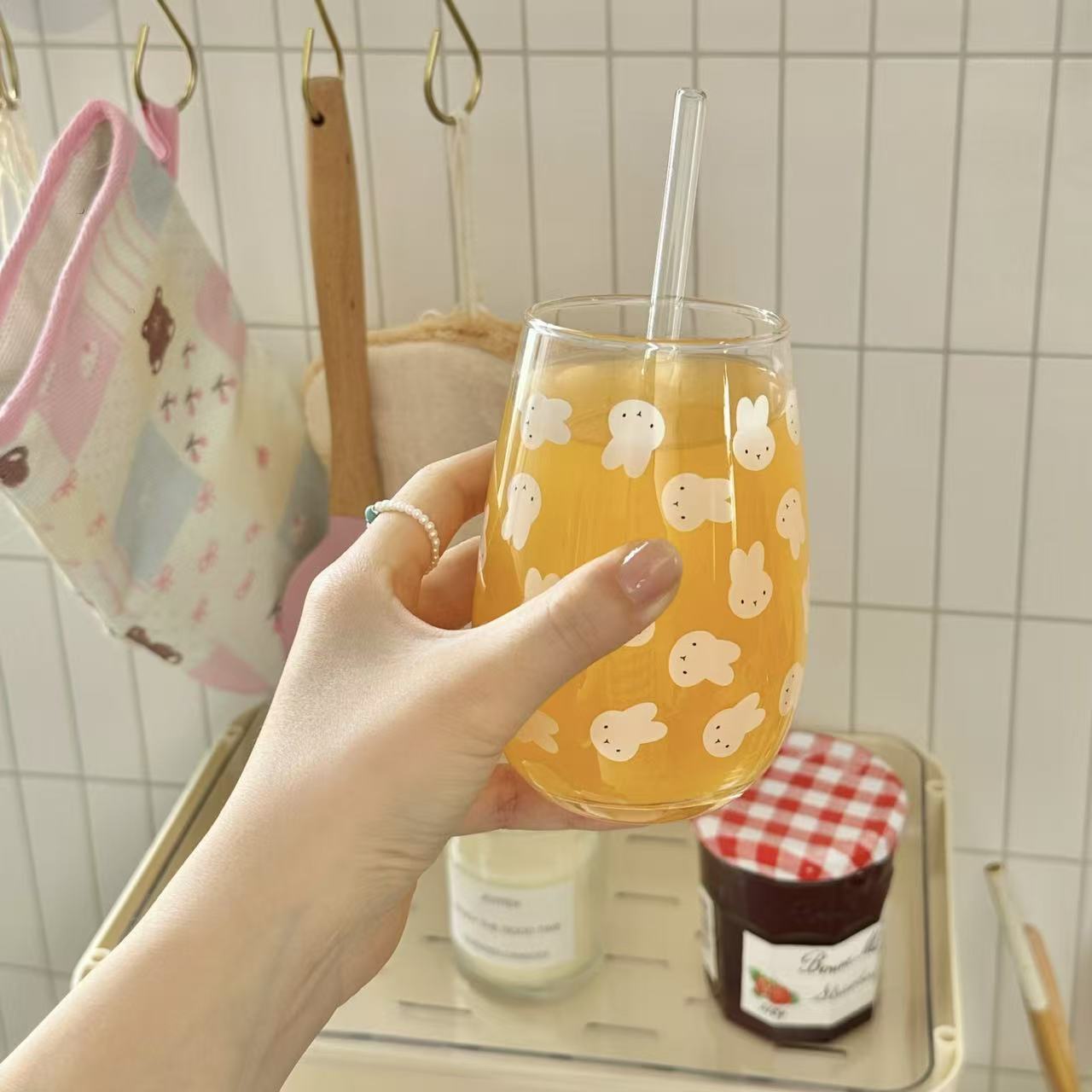 Niedlicher Miffy-Kaninchen-Dru – Coffee Tea With Milk Bewertung und Preis